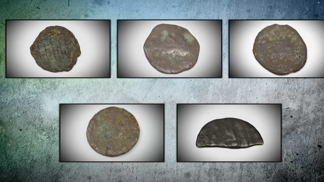 Roman Coin in Lot 5